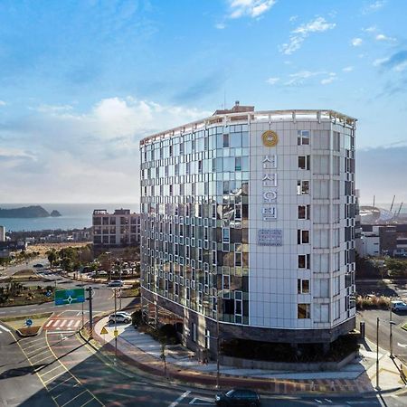 Shin Shin Hotel Jeju Worldcup Seogwipo Eksteriør billede